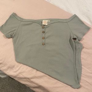 Short sleeve light green bodysuit